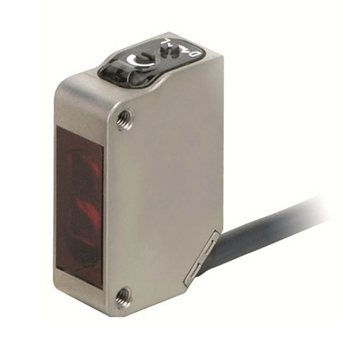 OMRON PHOTOELECTRIC SENSOR METAL BODY PNP 1M